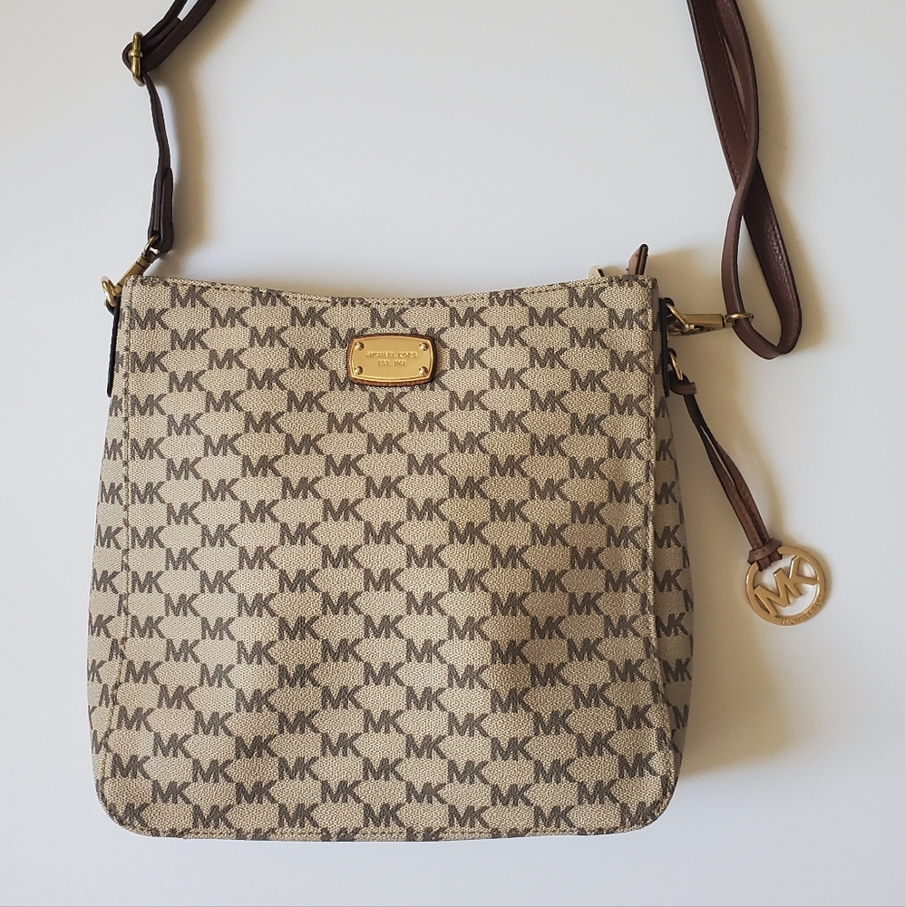 Michael Kors JET SET TRAVEL